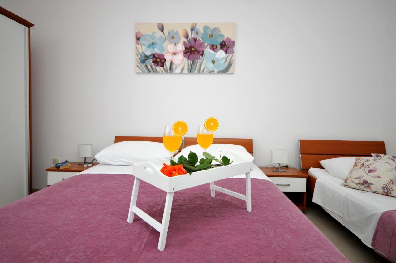 Apartments Roza Трогір Екстер'єр фото
