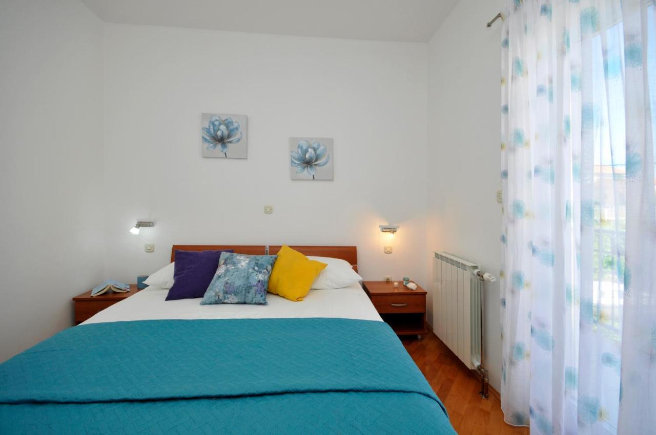 Apartments Roza Трогір Екстер'єр фото
