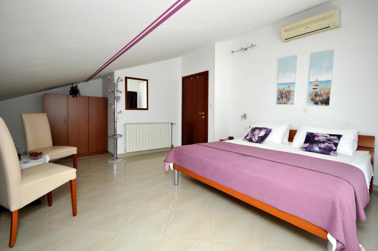 Apartments Roza Трогір Екстер'єр фото
