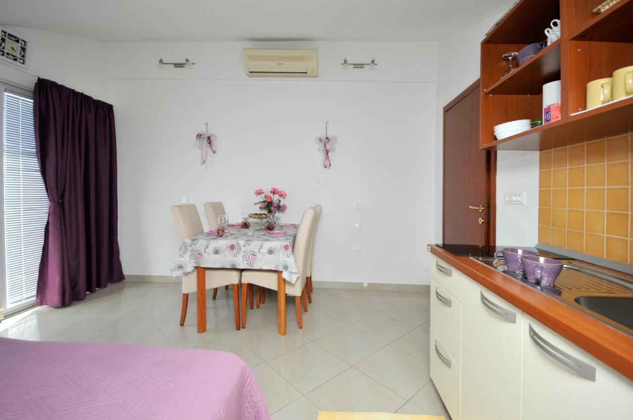 Apartments Roza Трогір Екстер'єр фото